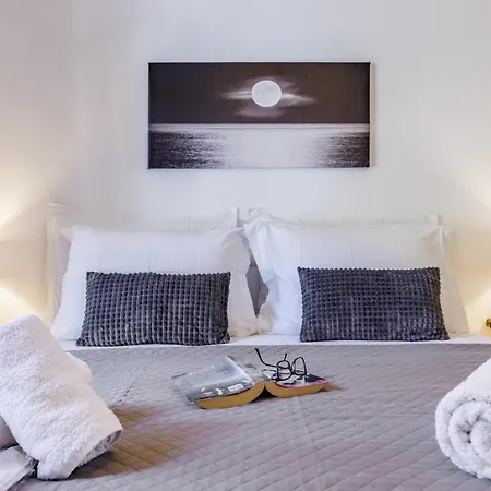 Efcharis House Skopelos *