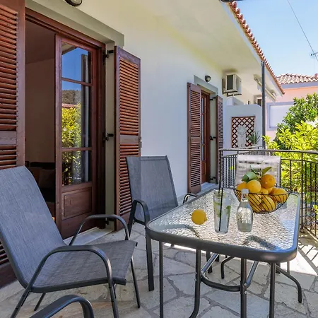 Efcharis House Skopelos