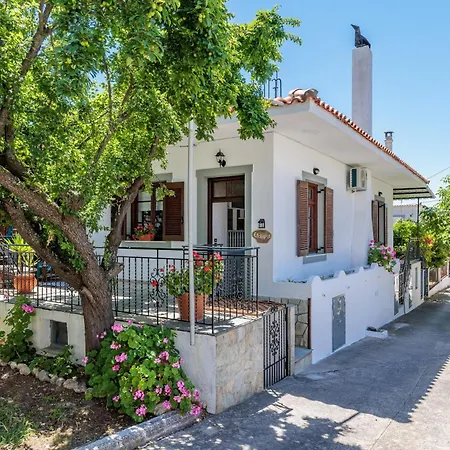 Efcharis House Skopelos