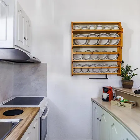 Efcharis House Skopelos * Νέο Κλήμα