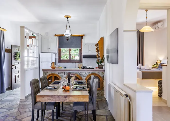 Case de vacanță Efcharis House Skopelos *