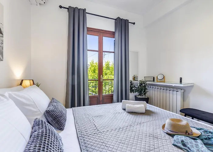 Efcharis House Skopelos *