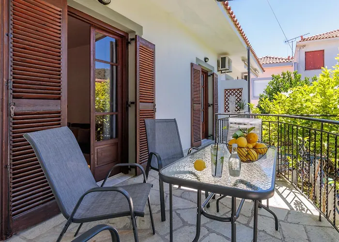 Efcharis House Skopelos